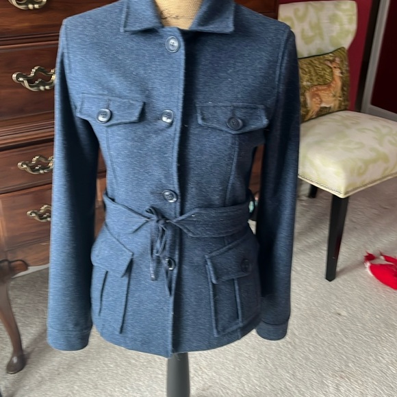 Very smart yet very stylish ladies blue button down jacket with belt. - Picture 1 of 5